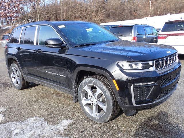 new 2026 Jeep Grand Cherokee car, priced at $43,926