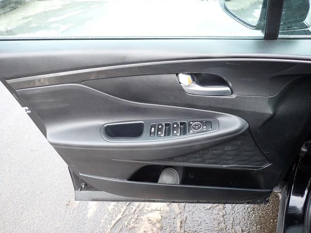 used 2021 Hyundai Santa Fe car, priced at $17,995