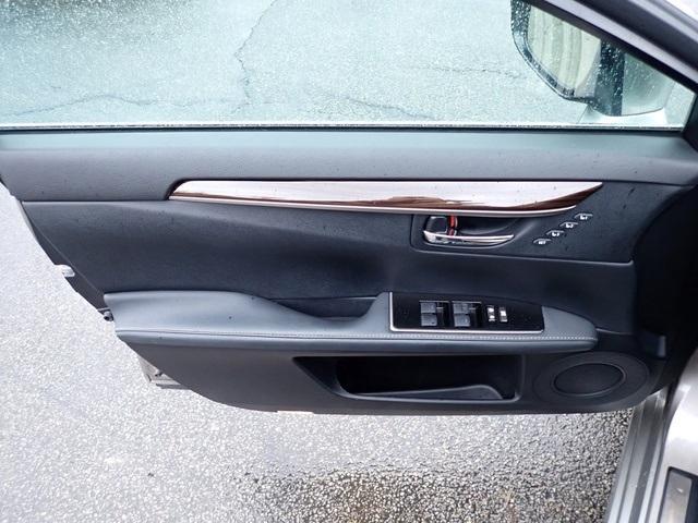 used 2017 Lexus ES 350 car, priced at $22,643