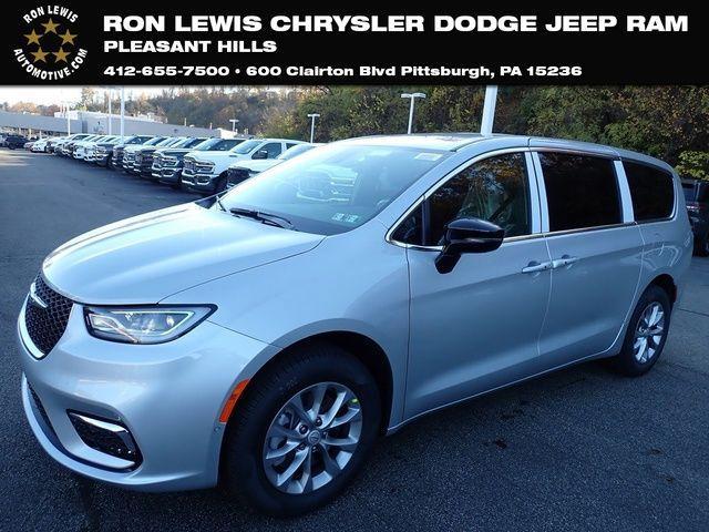 new 2026 Chrysler Pacifica car, priced at $45,785