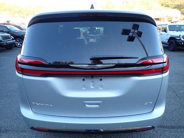 new 2026 Chrysler Pacifica car, priced at $45,785