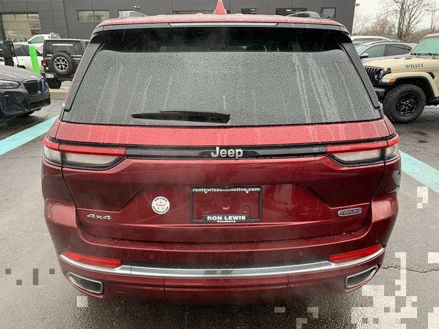 used 2022 Jeep Grand Cherokee car, priced at $32,295