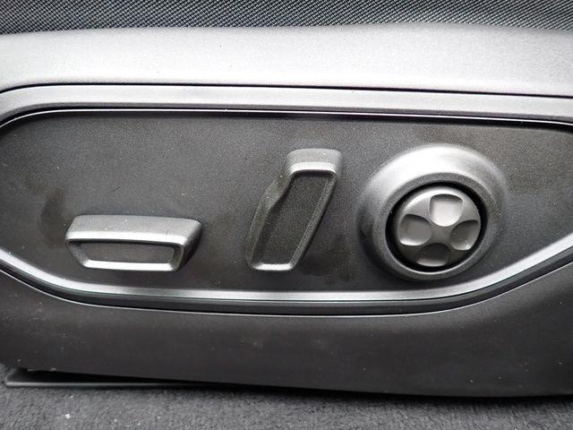 new 2025 Jeep Grand Cherokee car, priced at $39,176