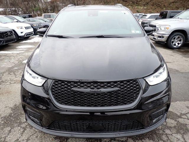 new 2026 Chrysler Pacifica car, priced at $47,918