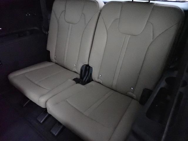 used 2025 Kia Sorento car, priced at $37,695