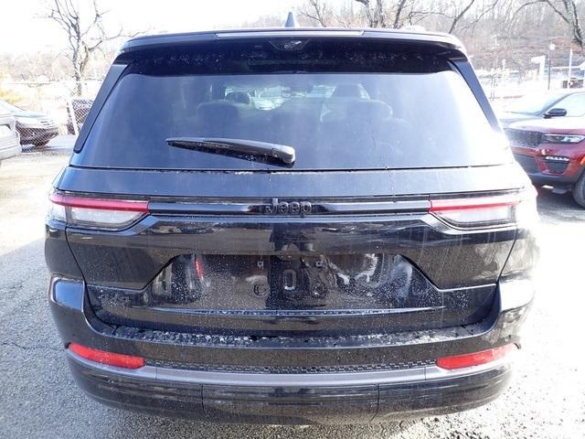 new 2026 Jeep Grand Cherokee car, priced at $55,441