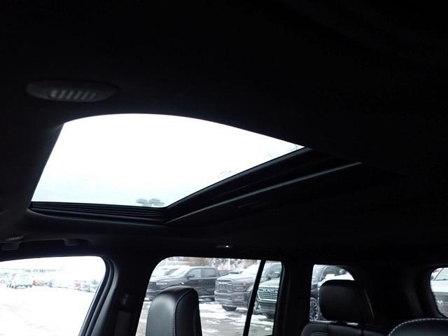 used 2023 Jeep Grand Cherokee car, priced at $29,395