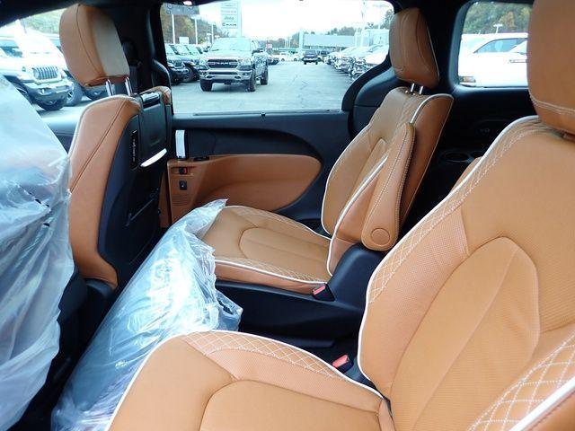 new 2026 Chrysler Pacifica car, priced at $55,175