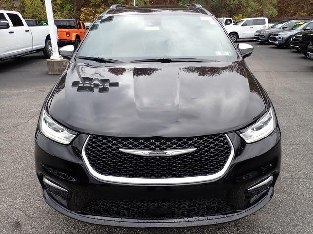 new 2026 Chrysler Pacifica car, priced at $55,275