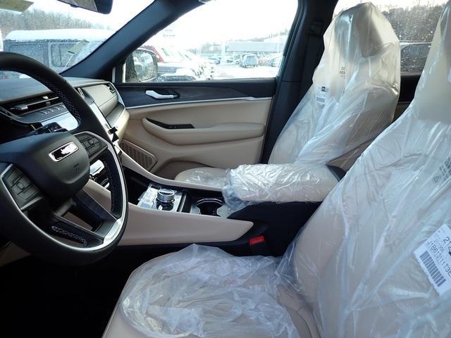 new 2026 Jeep Grand Cherokee car, priced at $48,726