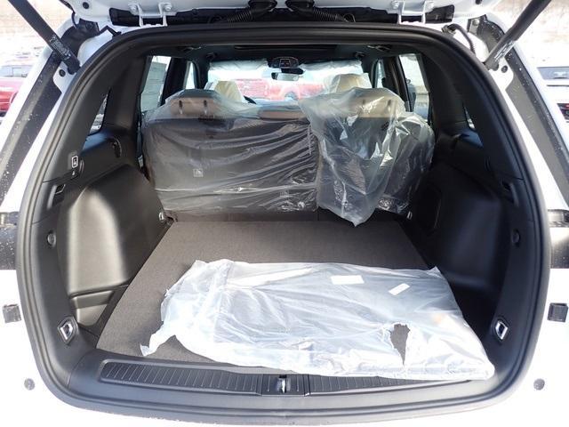 new 2026 Jeep Grand Cherokee car, priced at $48,726