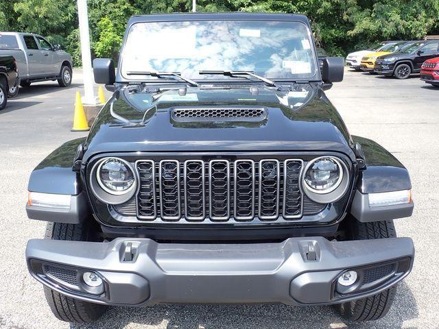 new 2026 Jeep Gladiator car, priced at $49,363
