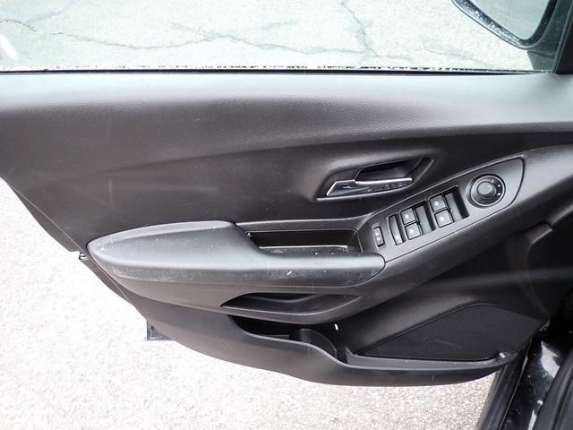 used 2021 Chevrolet Trax car, priced at $15,595