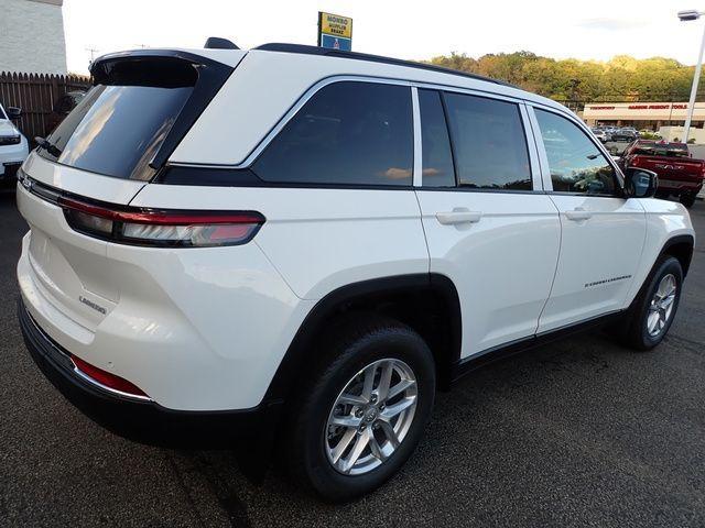 new 2025 Jeep Grand Cherokee car, priced at $38,640