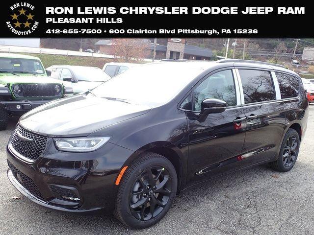 new 2026 Chrysler Pacifica car, priced at $47,643