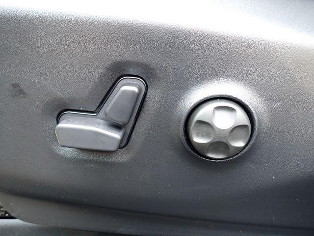 new 2026 Chrysler Pacifica car, priced at $47,643