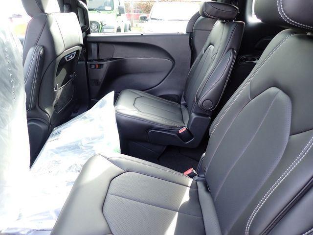 new 2026 Chrysler Pacifica car, priced at $47,643