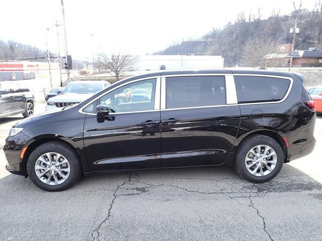 new 2026 Chrysler Pacifica car, priced at $46,268