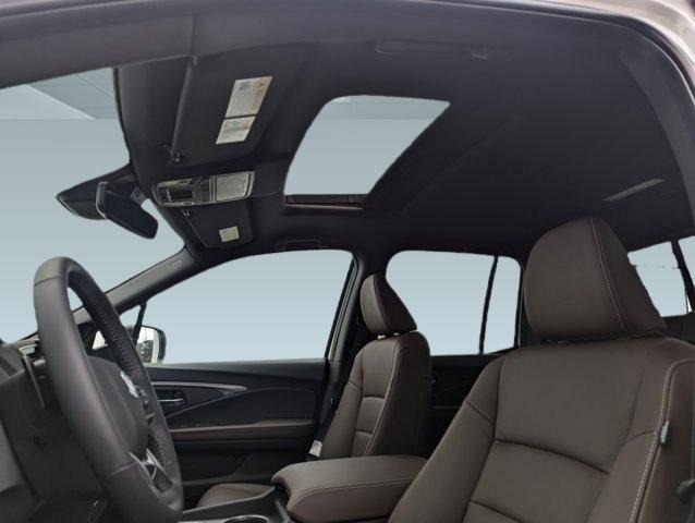 new 2025 Honda Ridgeline car, priced at $43,353