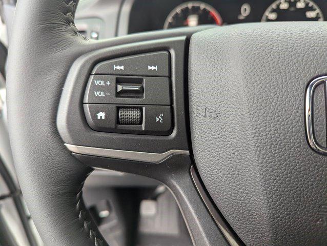 new 2025 Honda Ridgeline car, priced at $43,353