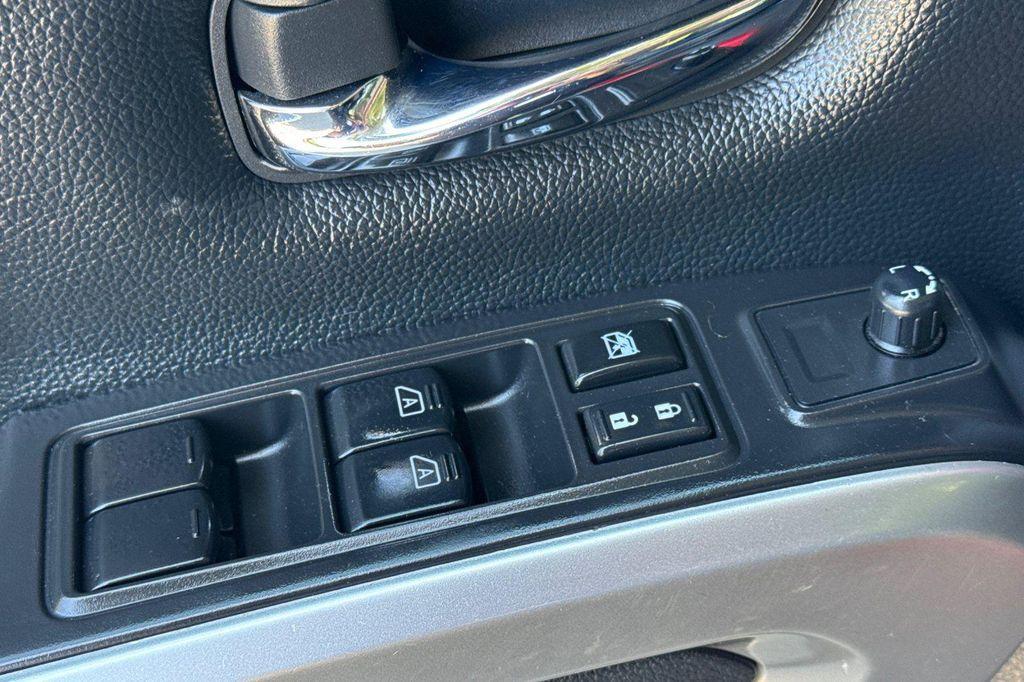 used 2022 Nissan Titan car, priced at $28,900