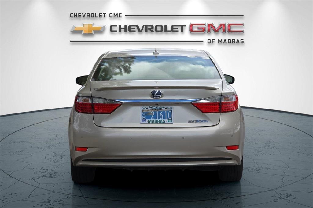 used 2013 Lexus ES 300h car, priced at $16,900