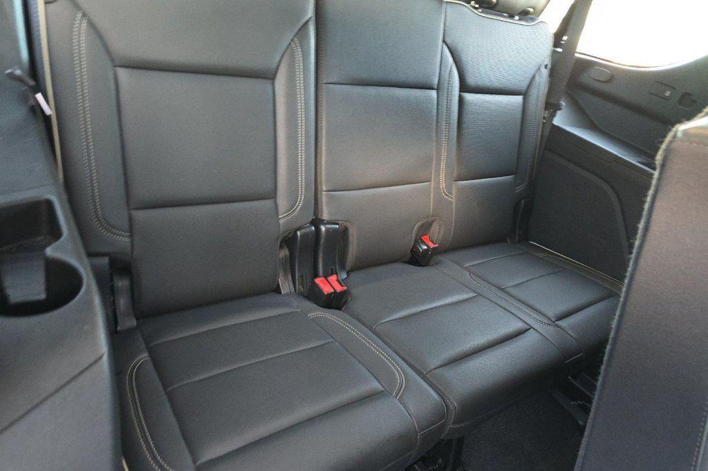 used 2024 GMC Yukon car, priced at $50,900