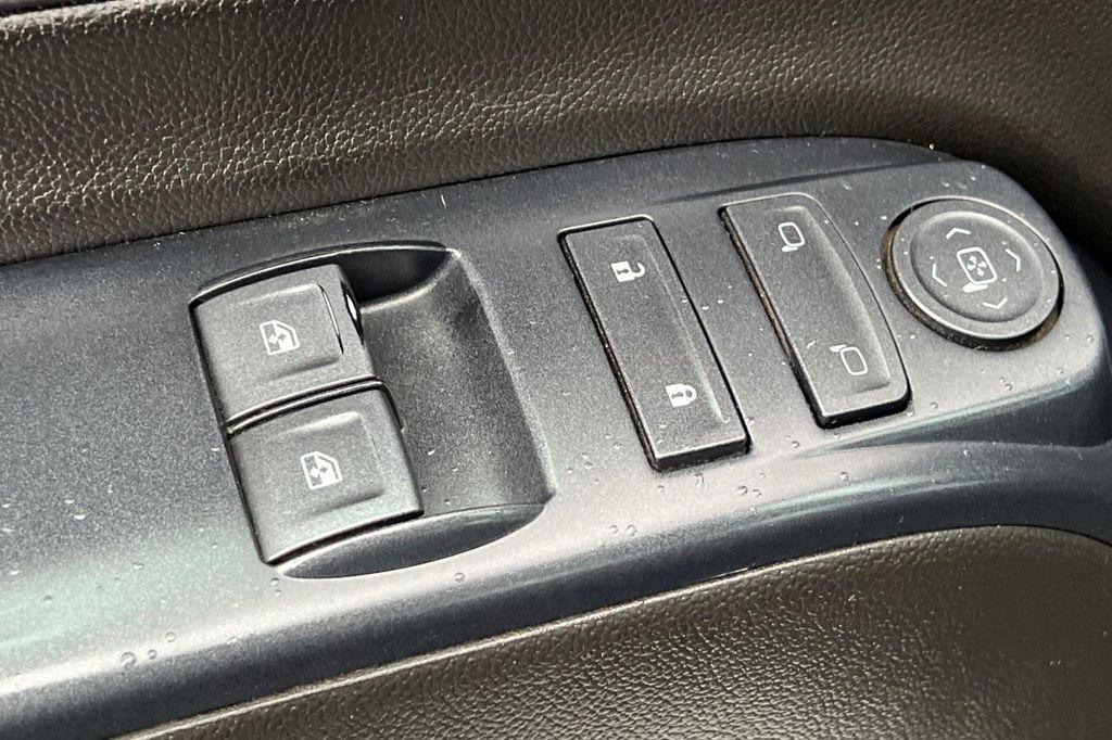 used 2018 GMC Sierra 1500 car, priced at $19,500