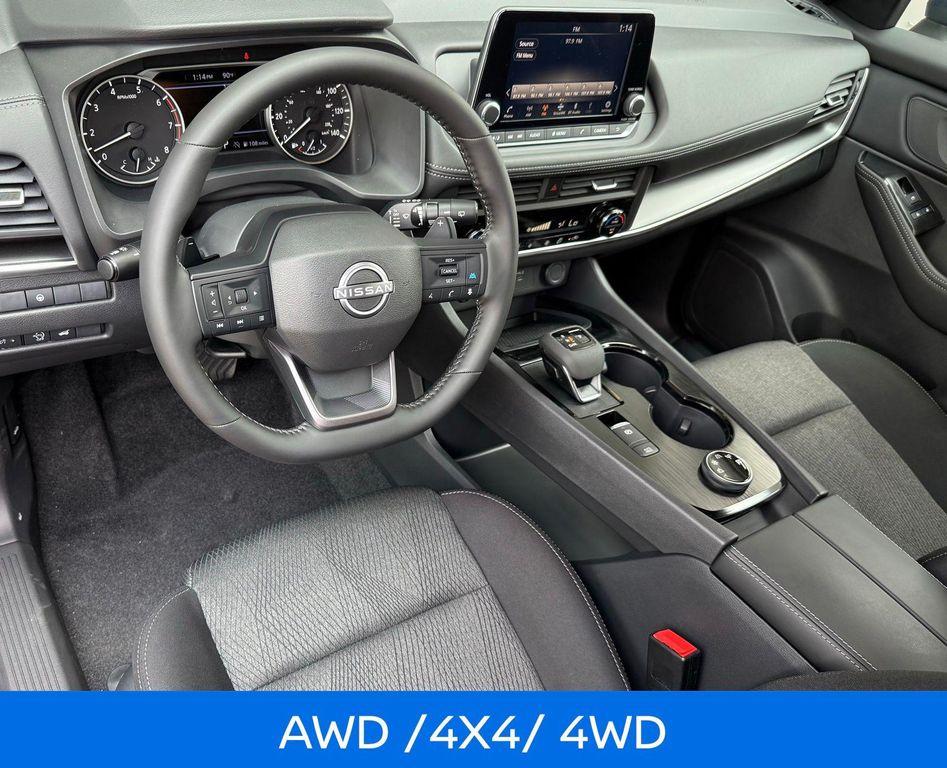 used 2025 Nissan Rogue car, priced at $25,999