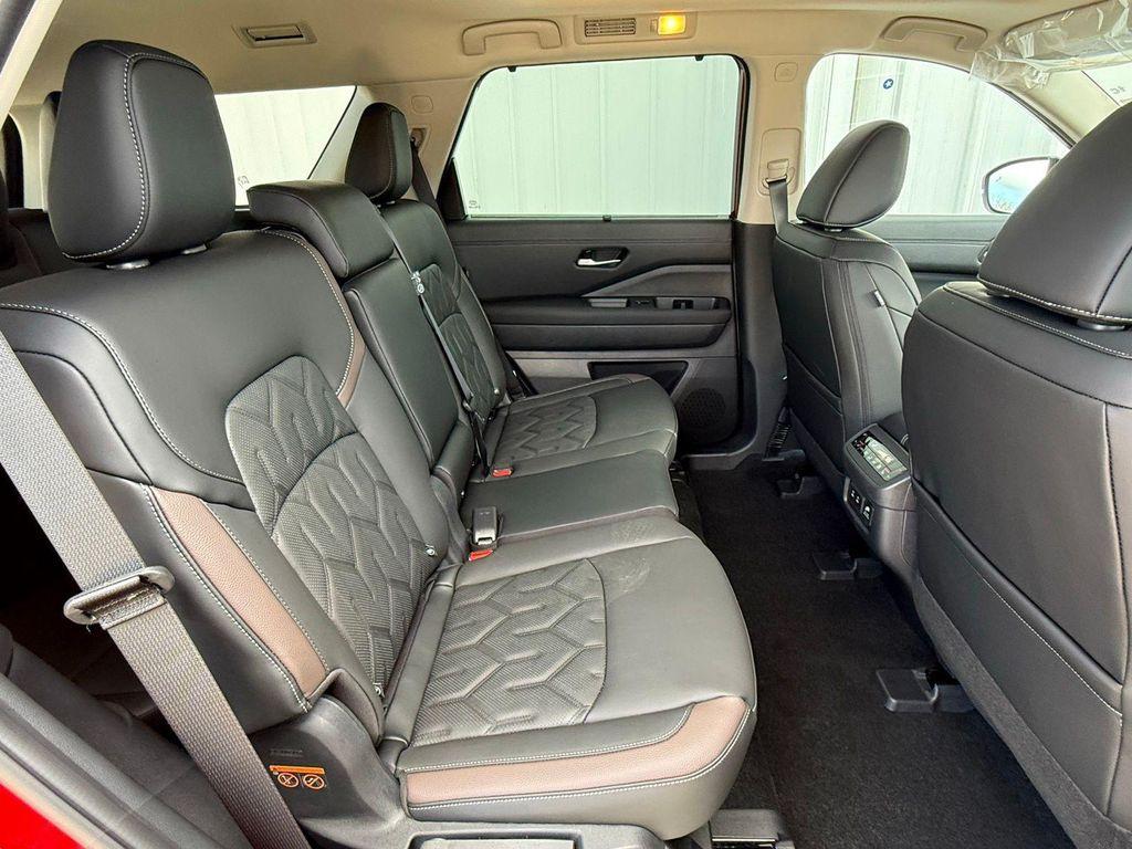 new 2026 Nissan Pathfinder car, priced at $50,431