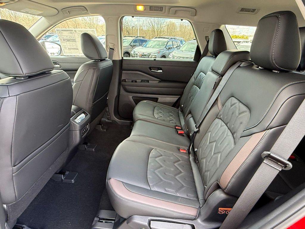 new 2026 Nissan Pathfinder car, priced at $50,431