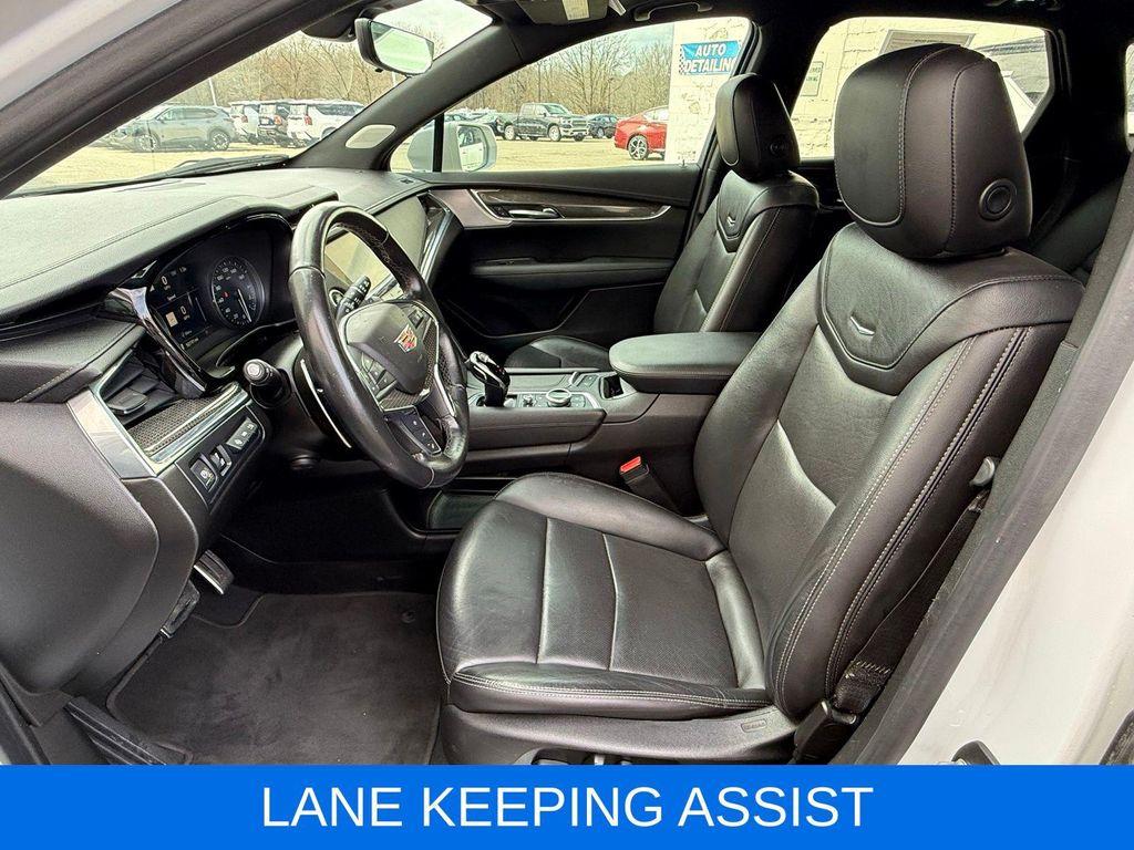 used 2020 Cadillac XT5 car, priced at $26,999