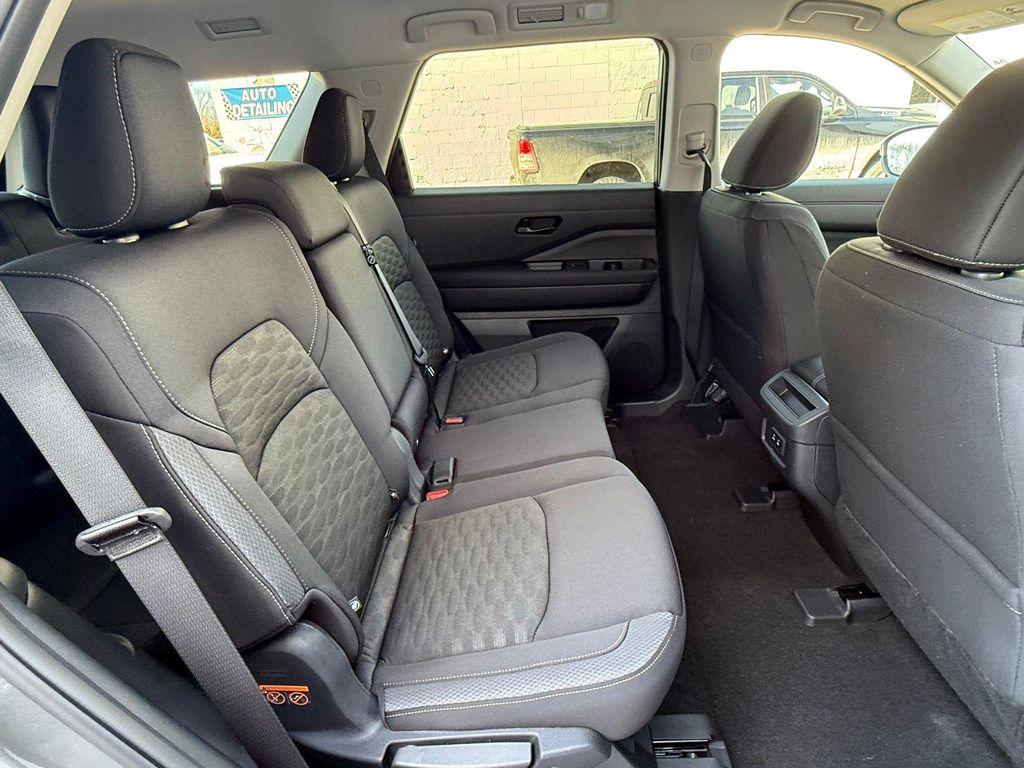 new 2026 Nissan Pathfinder car, priced at $40,359