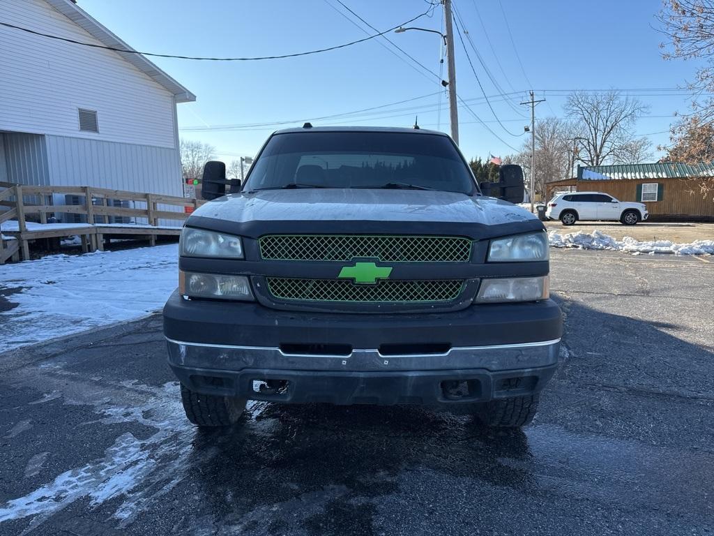 used 2004 Chevrolet Silverado 2500 car, priced at $9,999