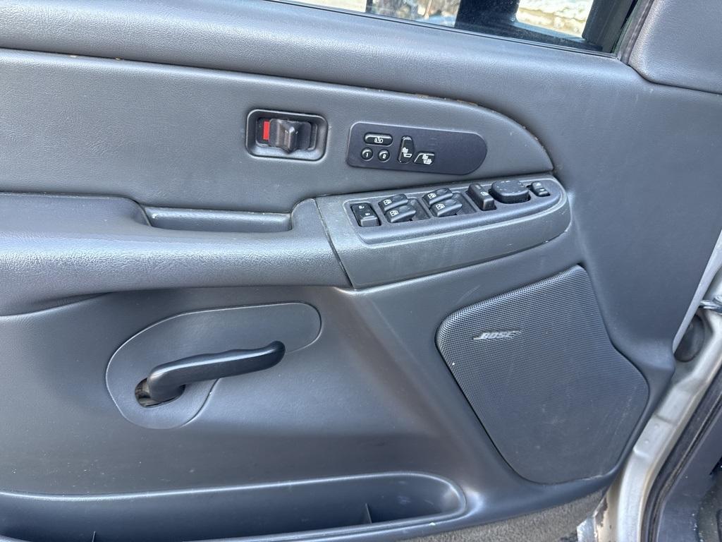 used 2004 Chevrolet Silverado 2500 car, priced at $9,999