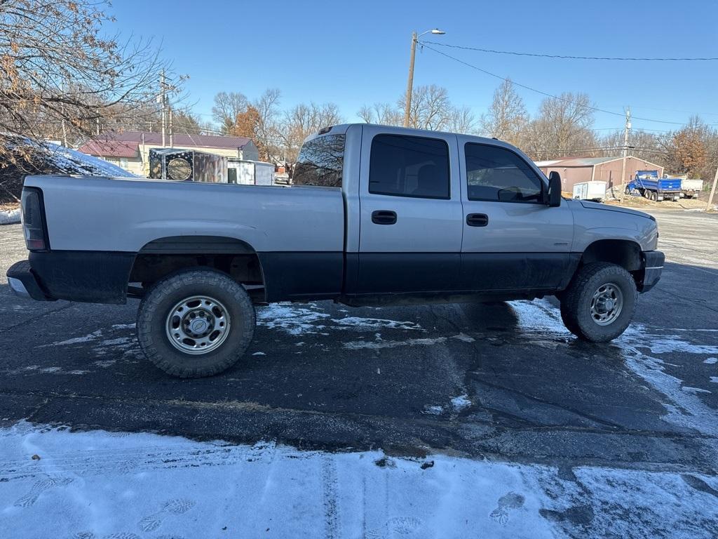 used 2004 Chevrolet Silverado 2500 car, priced at $9,999