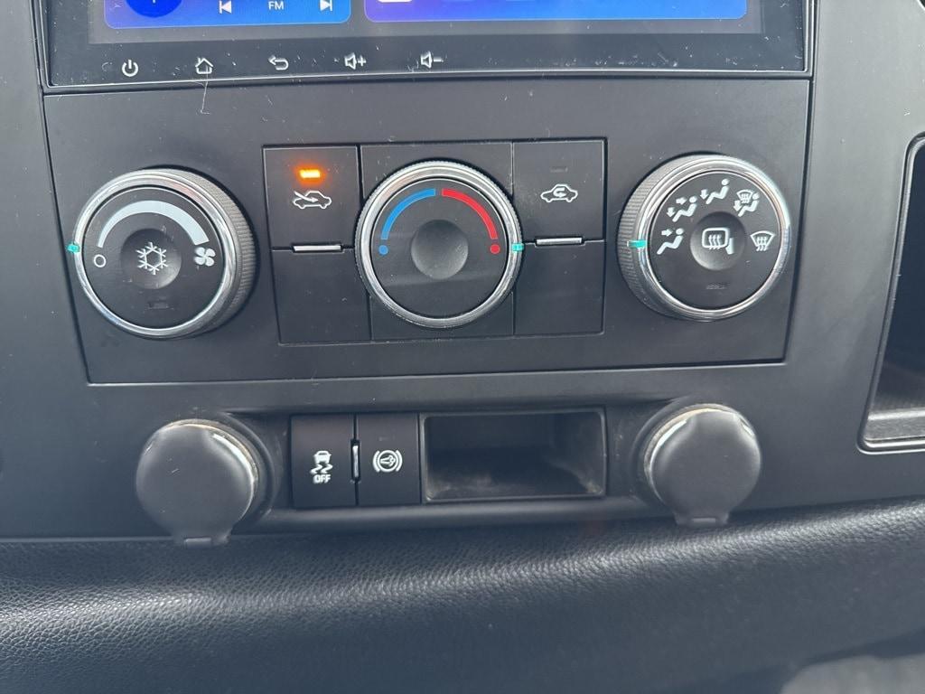 used 2013 Chevrolet Silverado 2500 car, priced at $22,997