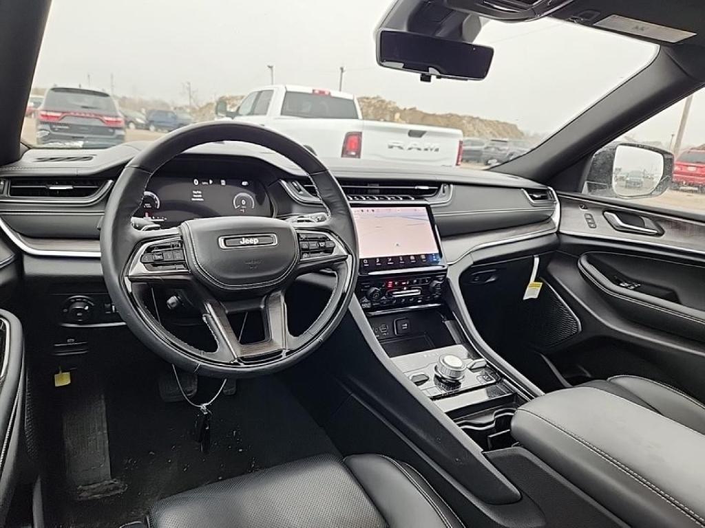 used 2025 Jeep Grand Cherokee L car, priced at $47,749