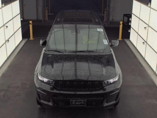 used 2024 Jeep Grand Cherokee L car, priced at $35,977