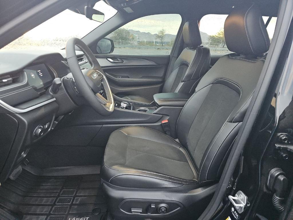 used 2024 Jeep Grand Cherokee L car, priced at $35,977