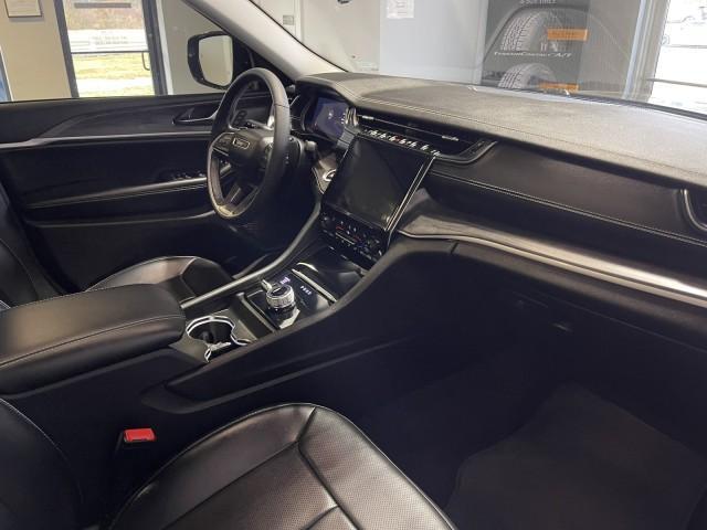 used 2024 Jeep Grand Cherokee L car, priced at $38,977