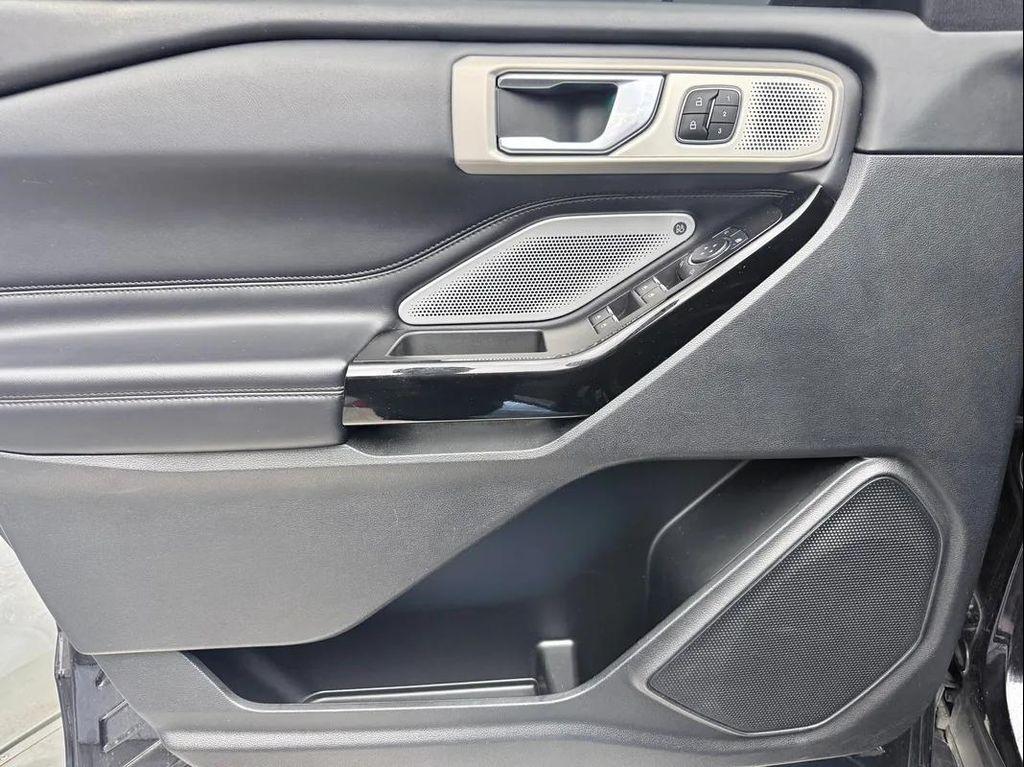used 2022 Ford Explorer car, priced at $27,289