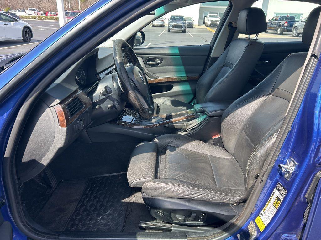 used 2009 BMW 328 car, priced at $9,590