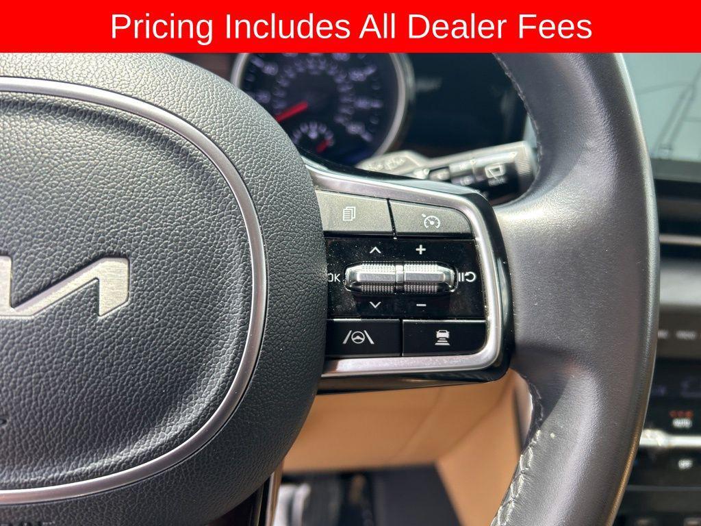 used 2024 Kia Carnival car, priced at $33,559