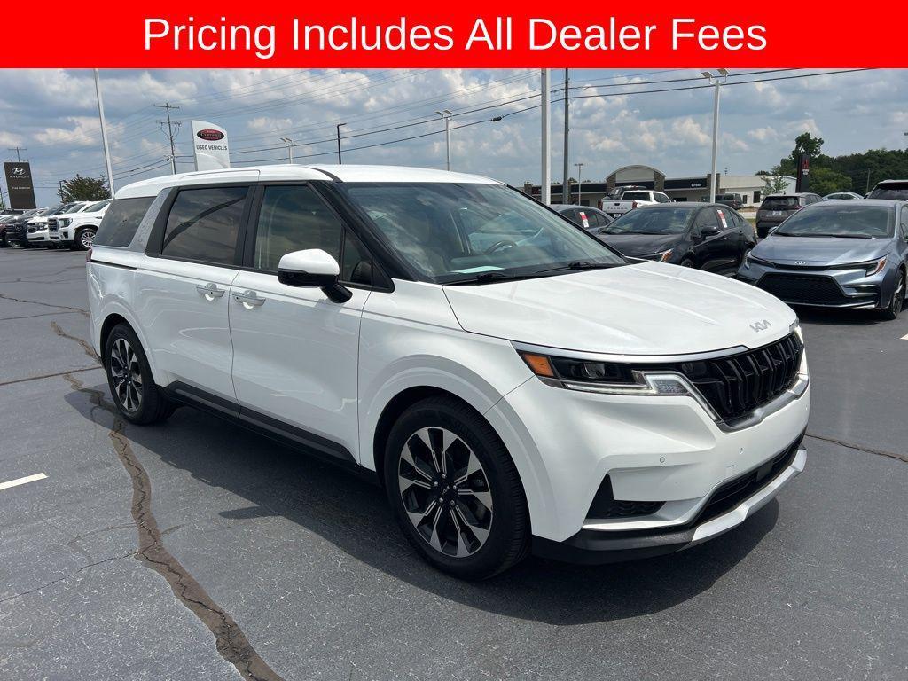 used 2024 Kia Carnival car, priced at $33,559