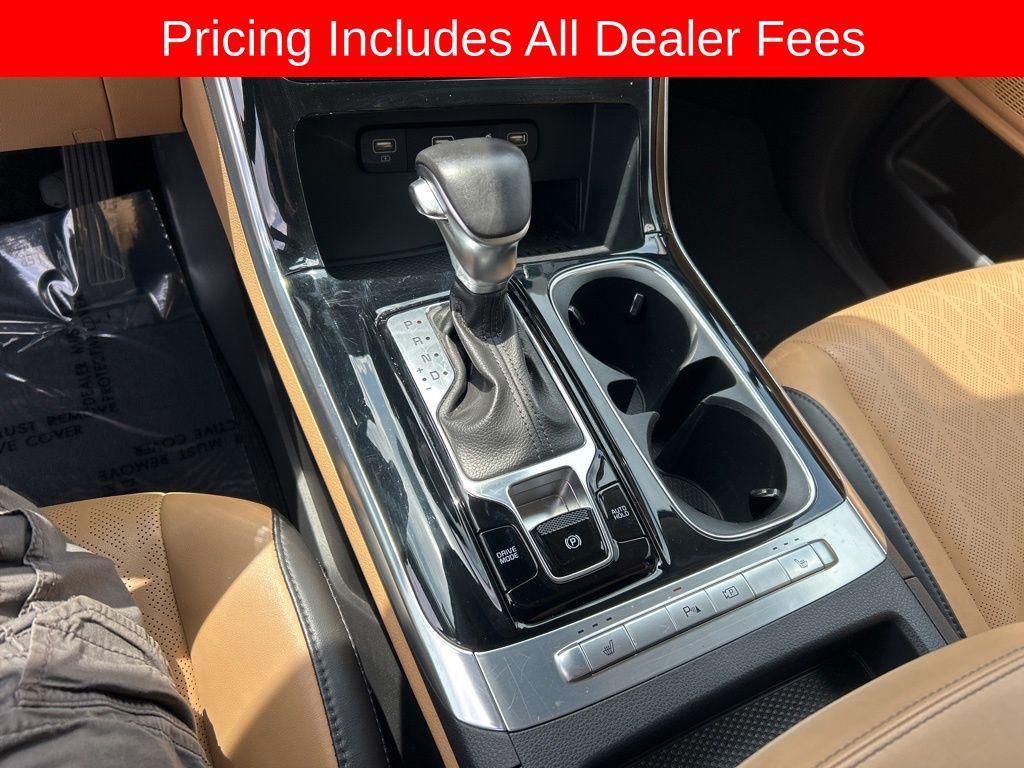 used 2024 Kia Carnival car, priced at $33,559