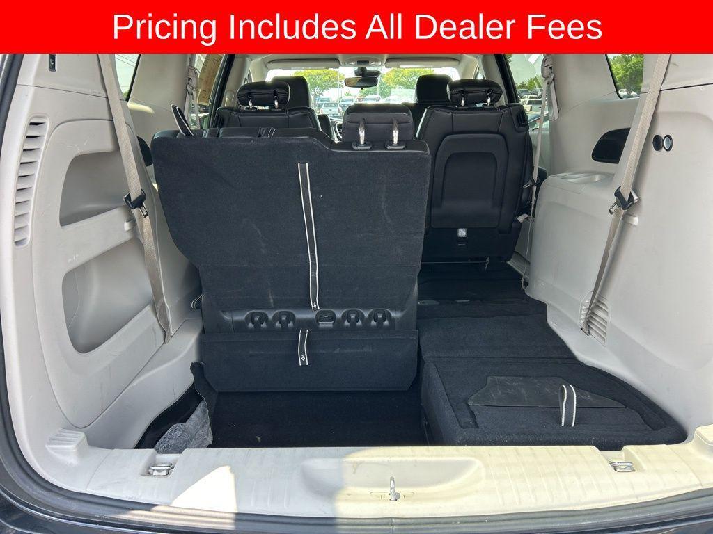 used 2024 Chrysler Pacifica car, priced at $26,816