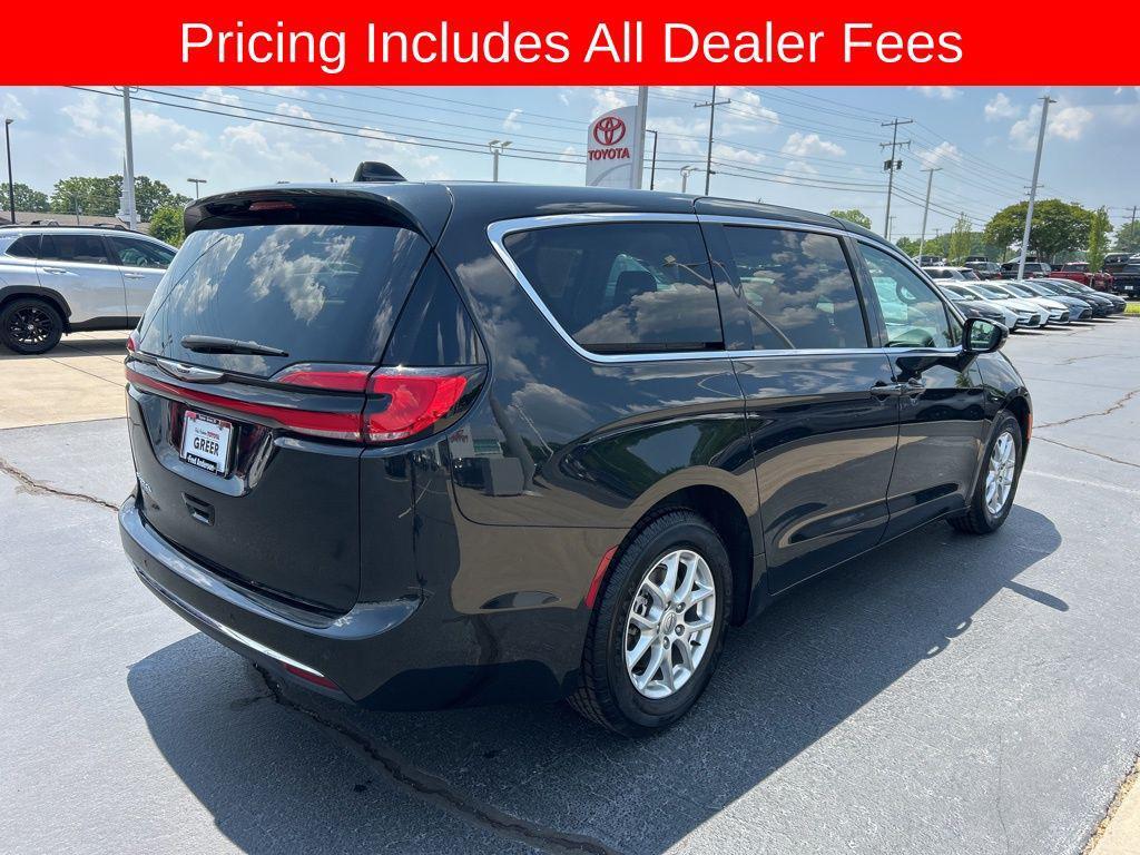 used 2024 Chrysler Pacifica car, priced at $26,816