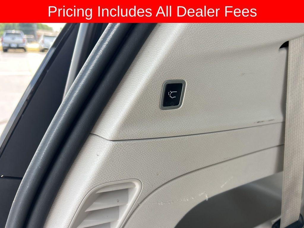 used 2024 Chrysler Pacifica car, priced at $26,816