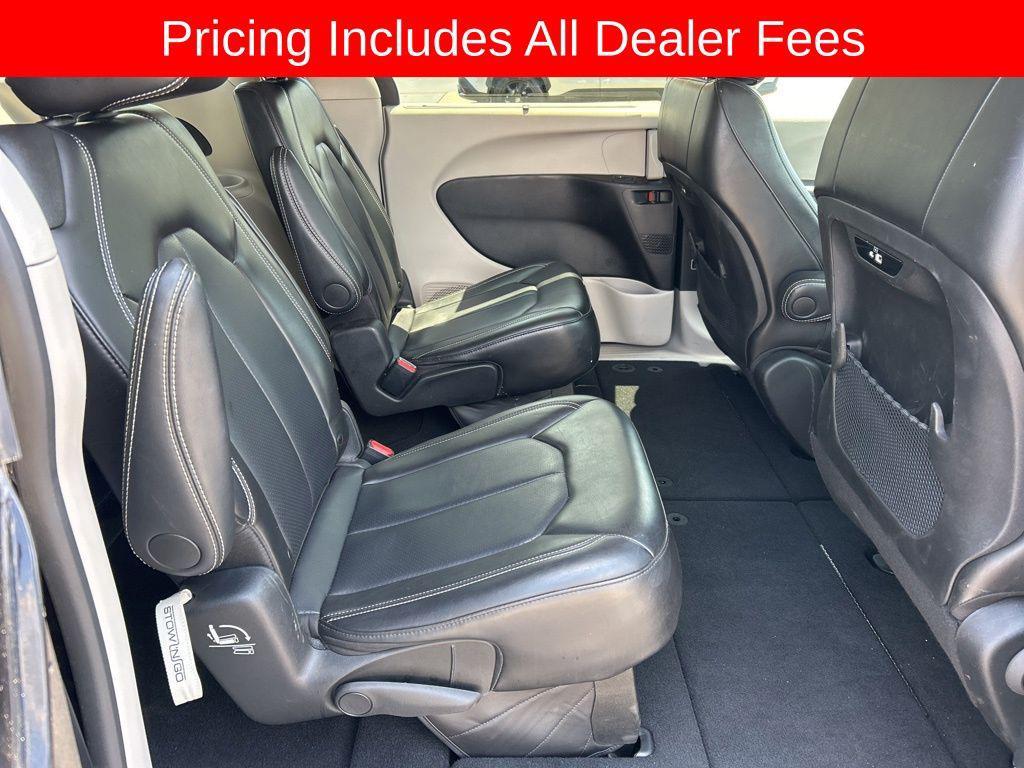 used 2024 Chrysler Pacifica car, priced at $26,816